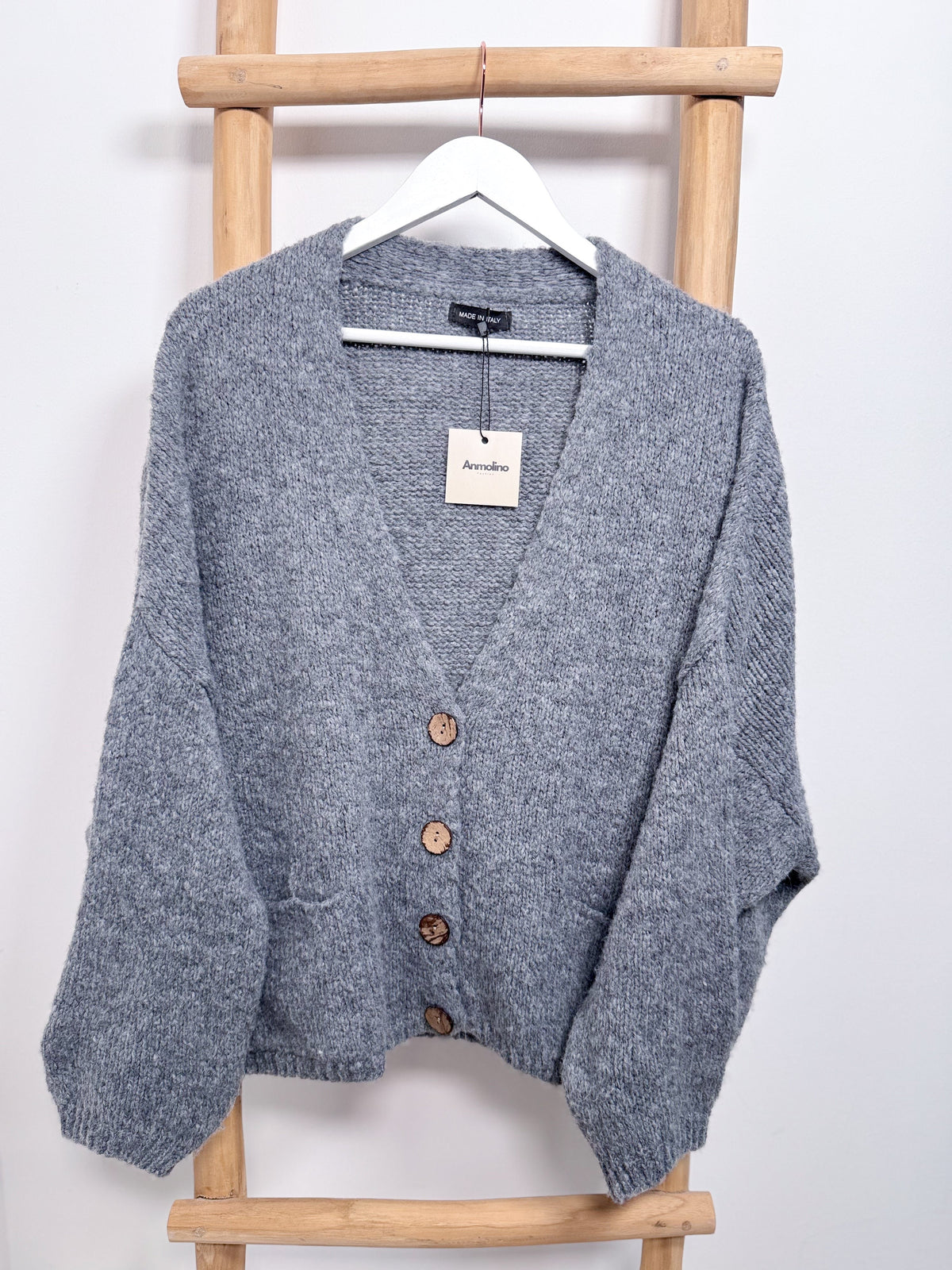 STRICK-CARDIGAN MIT KNÖPFEN OLIA