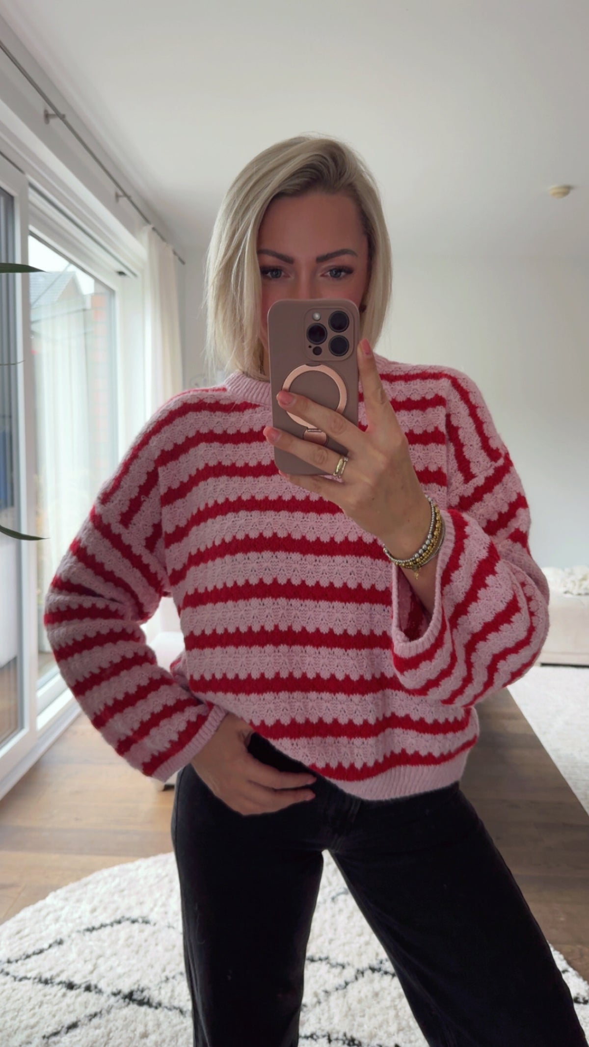 Strawberry Waves Knit