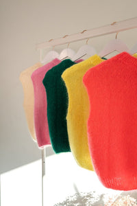 ÄRMELLOSER PULLOVER - Anmolino