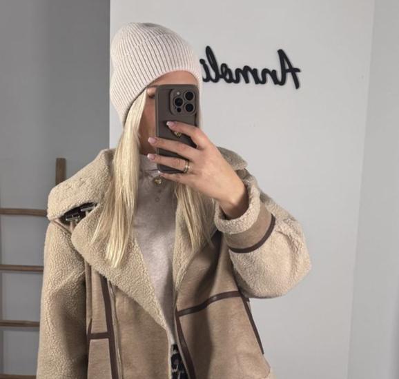 BEANIE - Anmolino