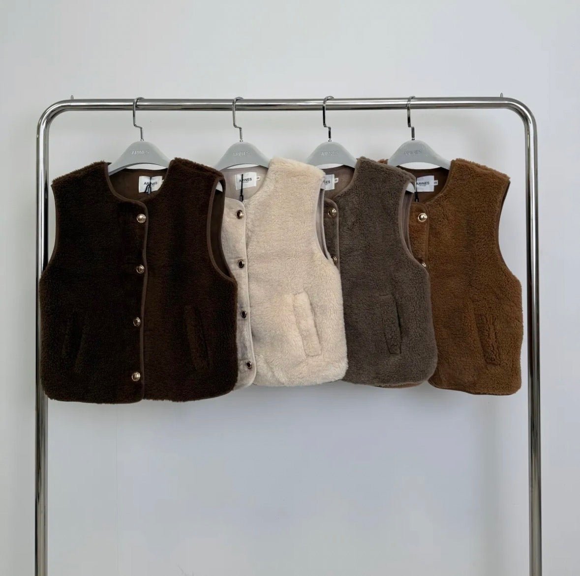 Cozy Chic Teddy Vest - Anmolino