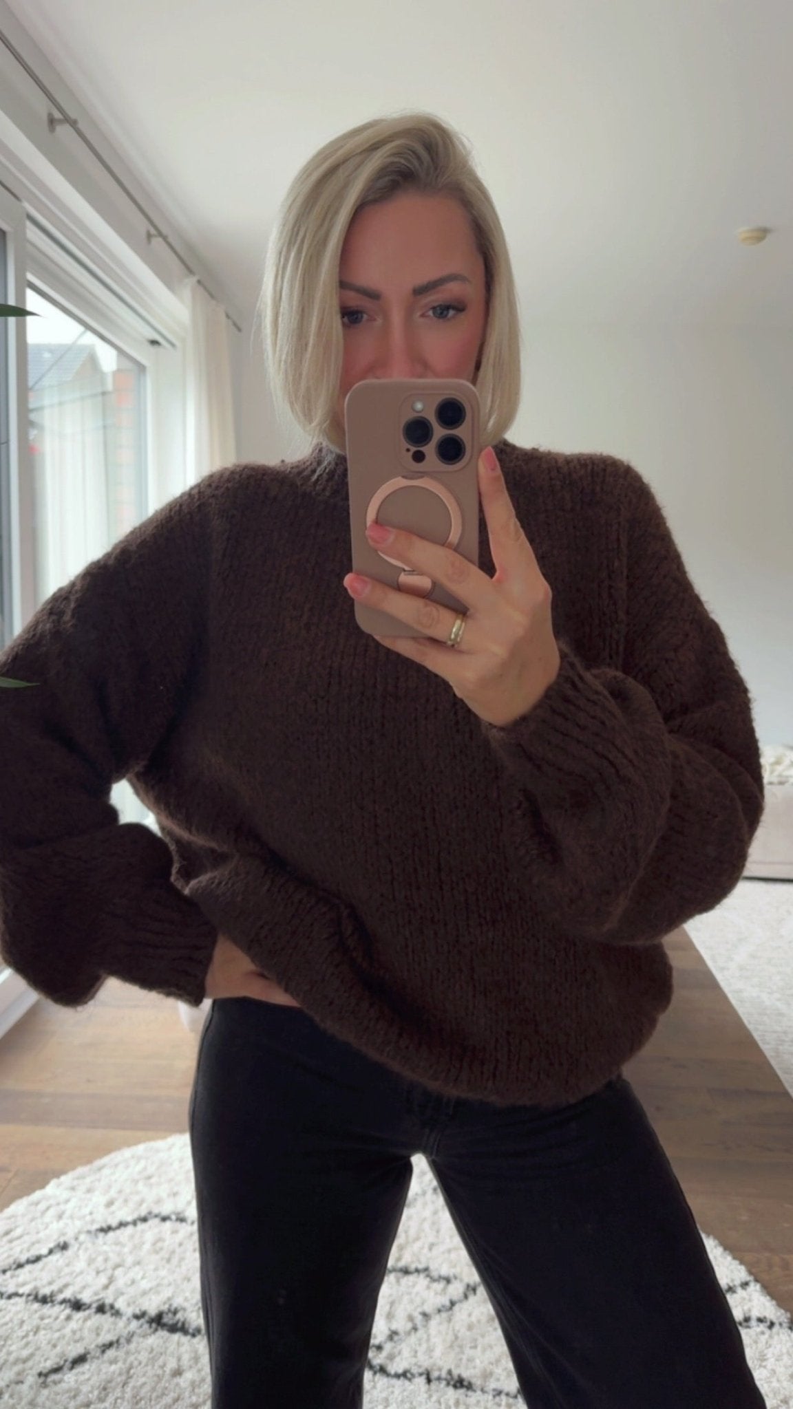 Cozy Cloud Knit - Anmolino