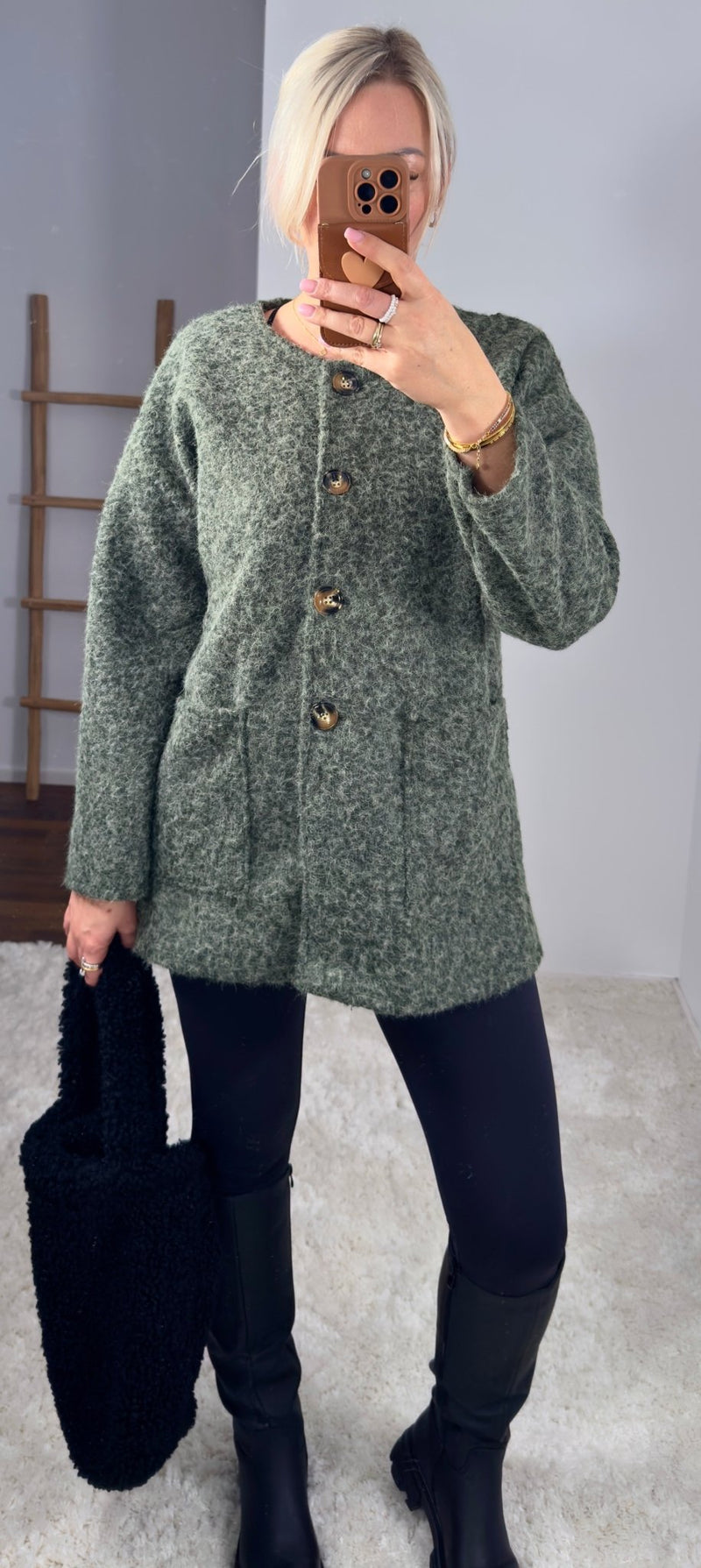 JACKE MONA - Anmolino