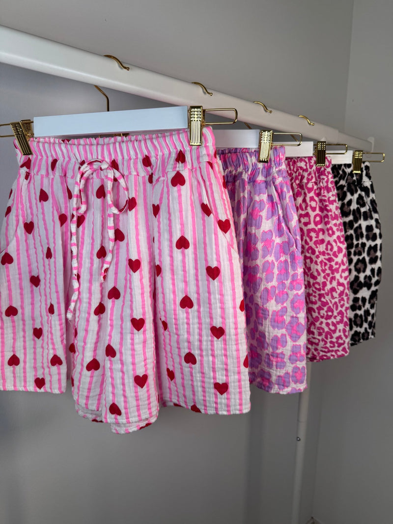 KURZE MUSSELIN HOSE - Anmolino
