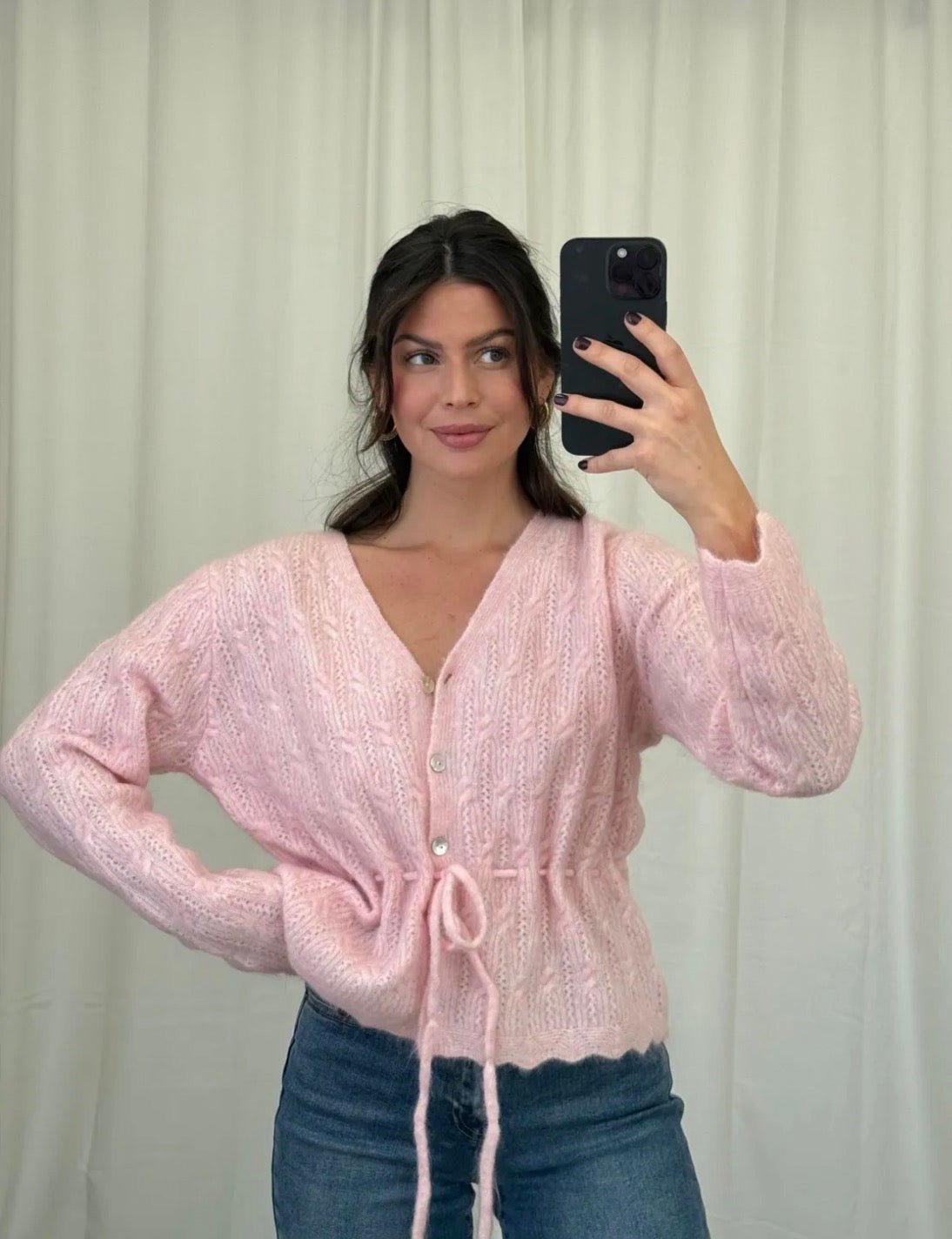 Soft Knit Cardigan mit Taillenschnürung - Anmolino