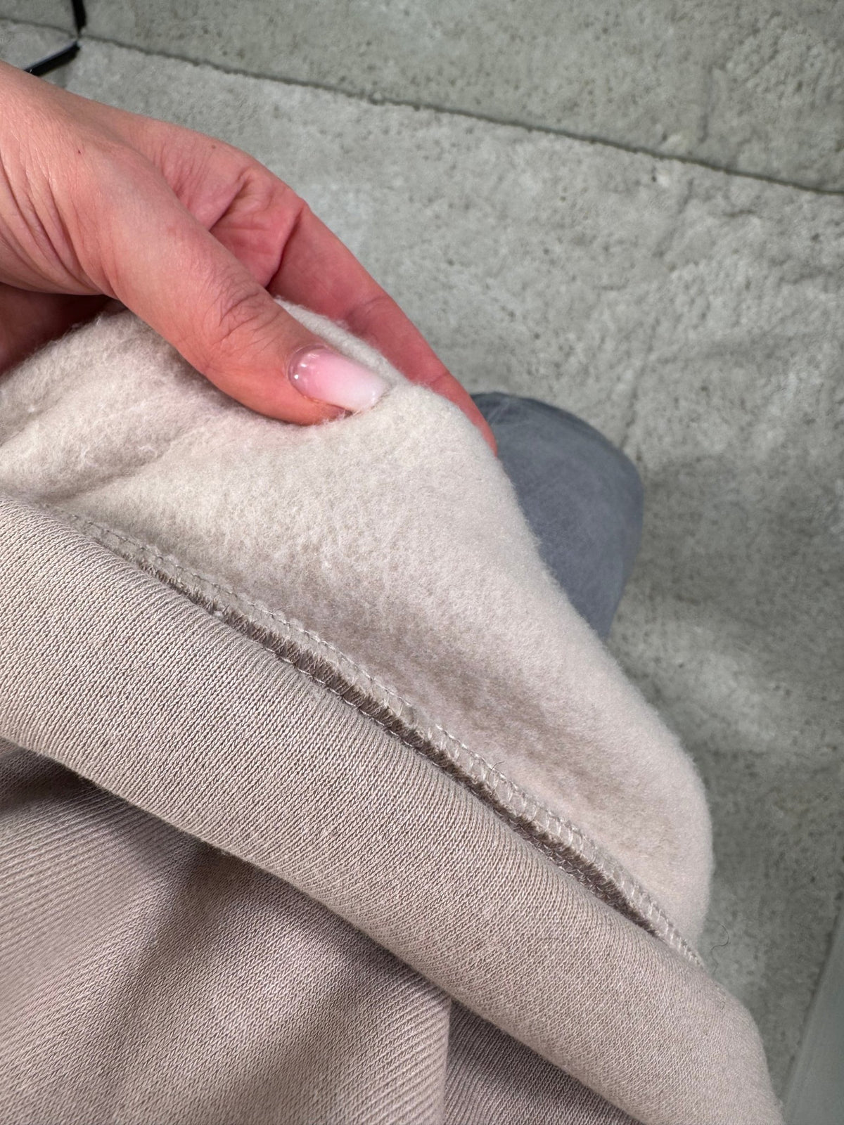 SWEATER LOVE - Anmolino