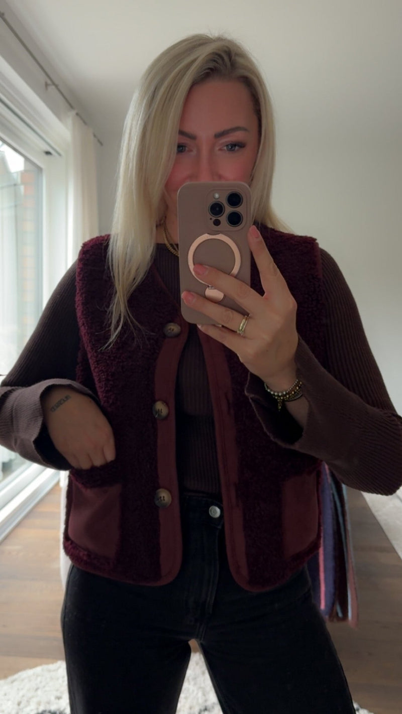 Teddy Luxe Vest - Anmolino