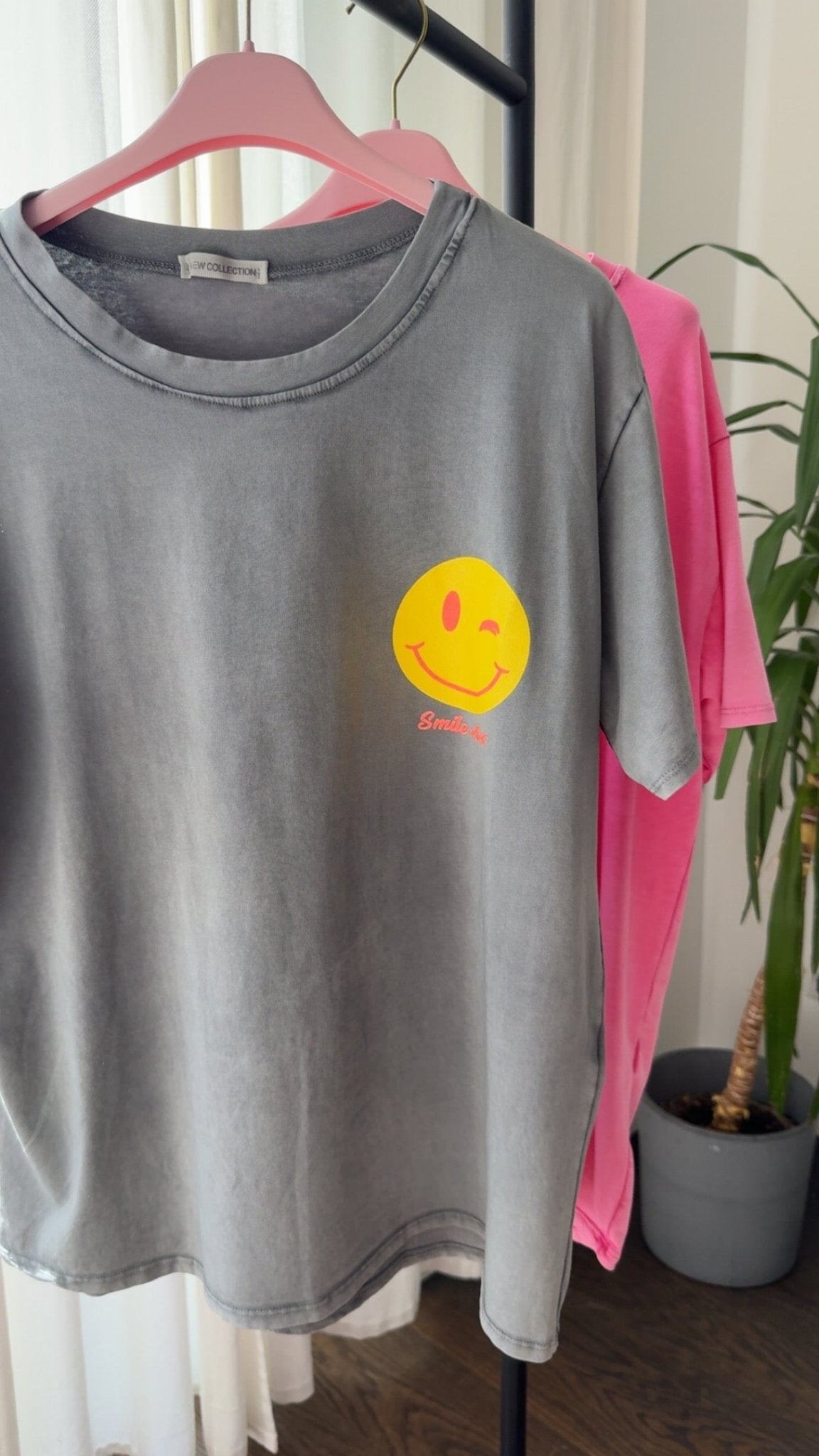TShirt Smile Art - Anmolino